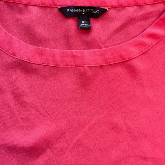 Banana Republic Watermelon Pink Crew Neck Short Sleeve Blouse - Size XS - Picture 3 of 11